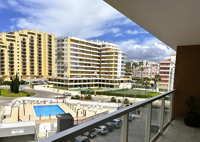 Elite Residence 3B