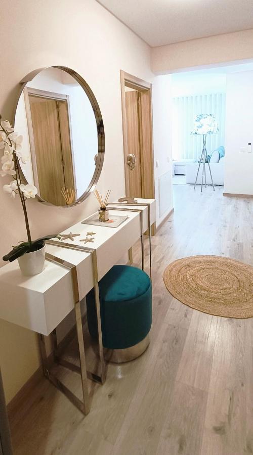 Elite 3b Apartment *